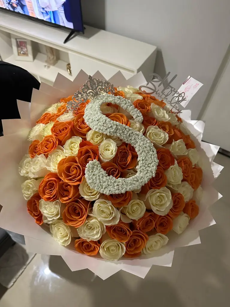 bouquets letra s naranja .webp